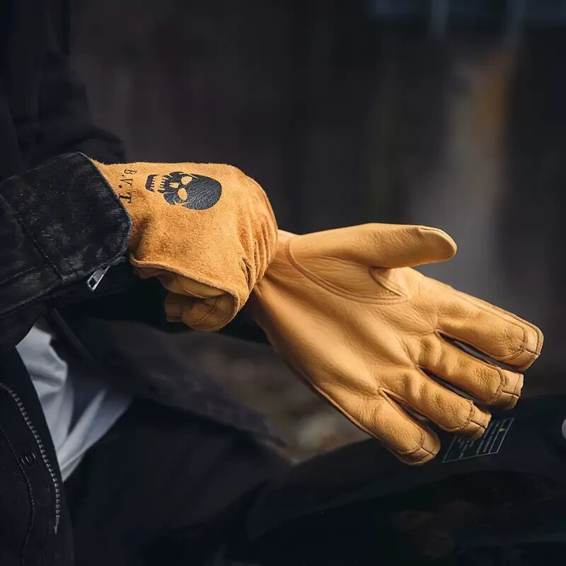 Retro Leather Skull Design Full Finger Gloves